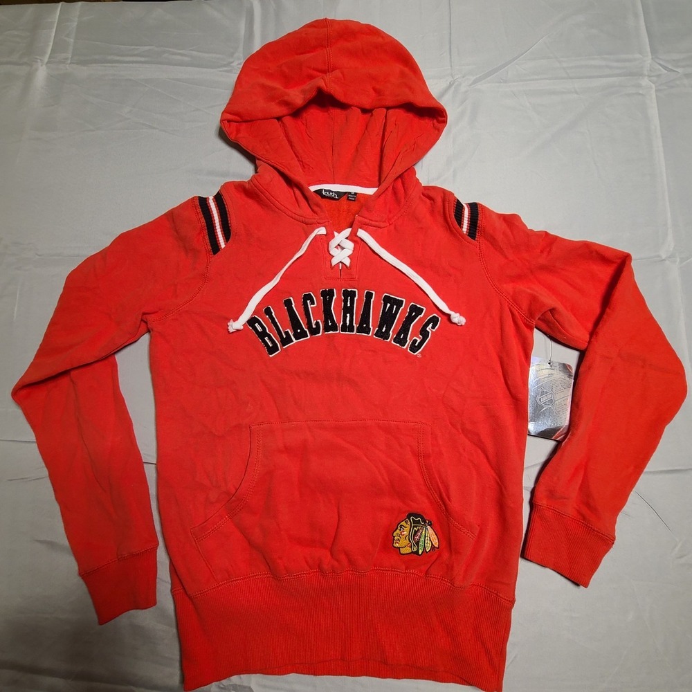 NWT Chicago Blackhawks Hoodie Medium NHL Embroidered Lacer‎ Hockey Illinois